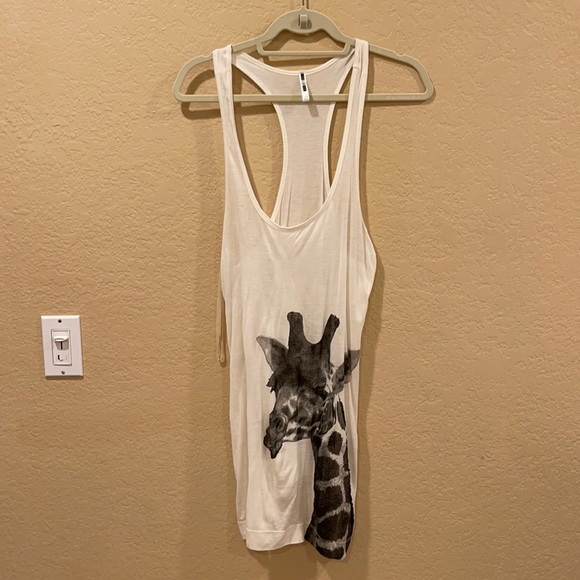 Long Tank with Giraffe Print - Picture 1 of 5